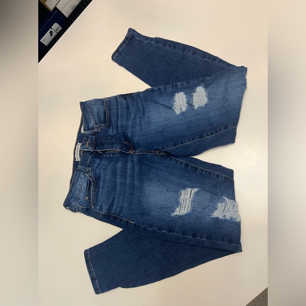 Guess jeans. 1981 Skinny Size 27.
